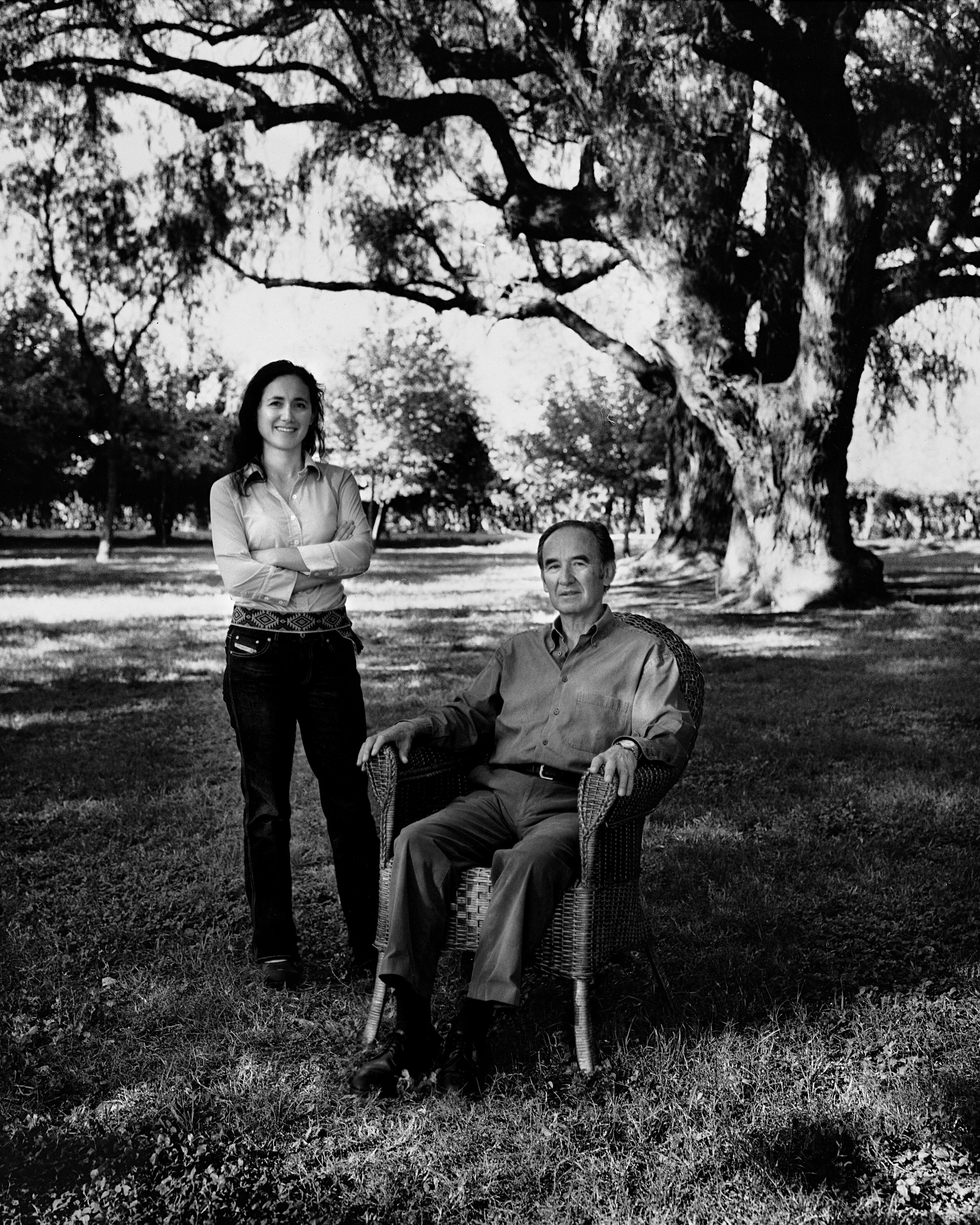 1.1Nicolas Catena Zapata & Laura Catena - jardin en La Vendimia (2).jpg